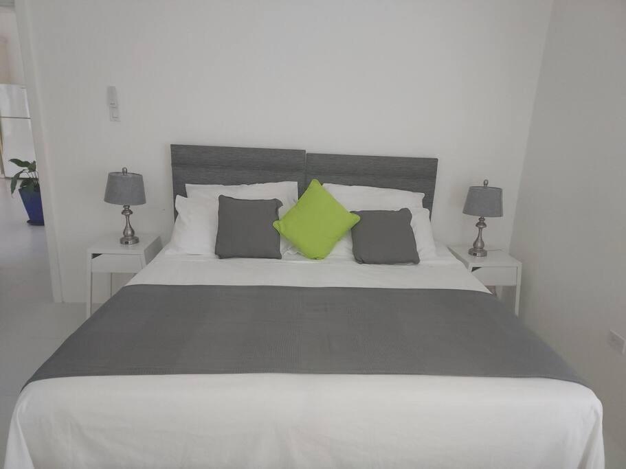 The Willow Apartment Ocho Rios Exterior foto
